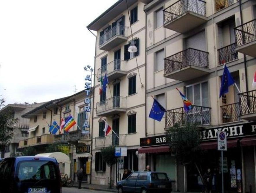 Hotel Astoria Виареджо Экстерьер фото
